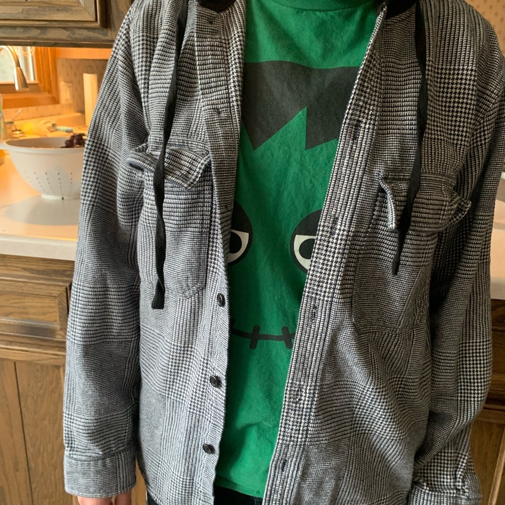 Original Use Black and Gray Button Up Plaid Hoodie Jacket with 2 front pockets